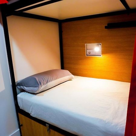 Fit Hostel Madrid Buitenkant foto